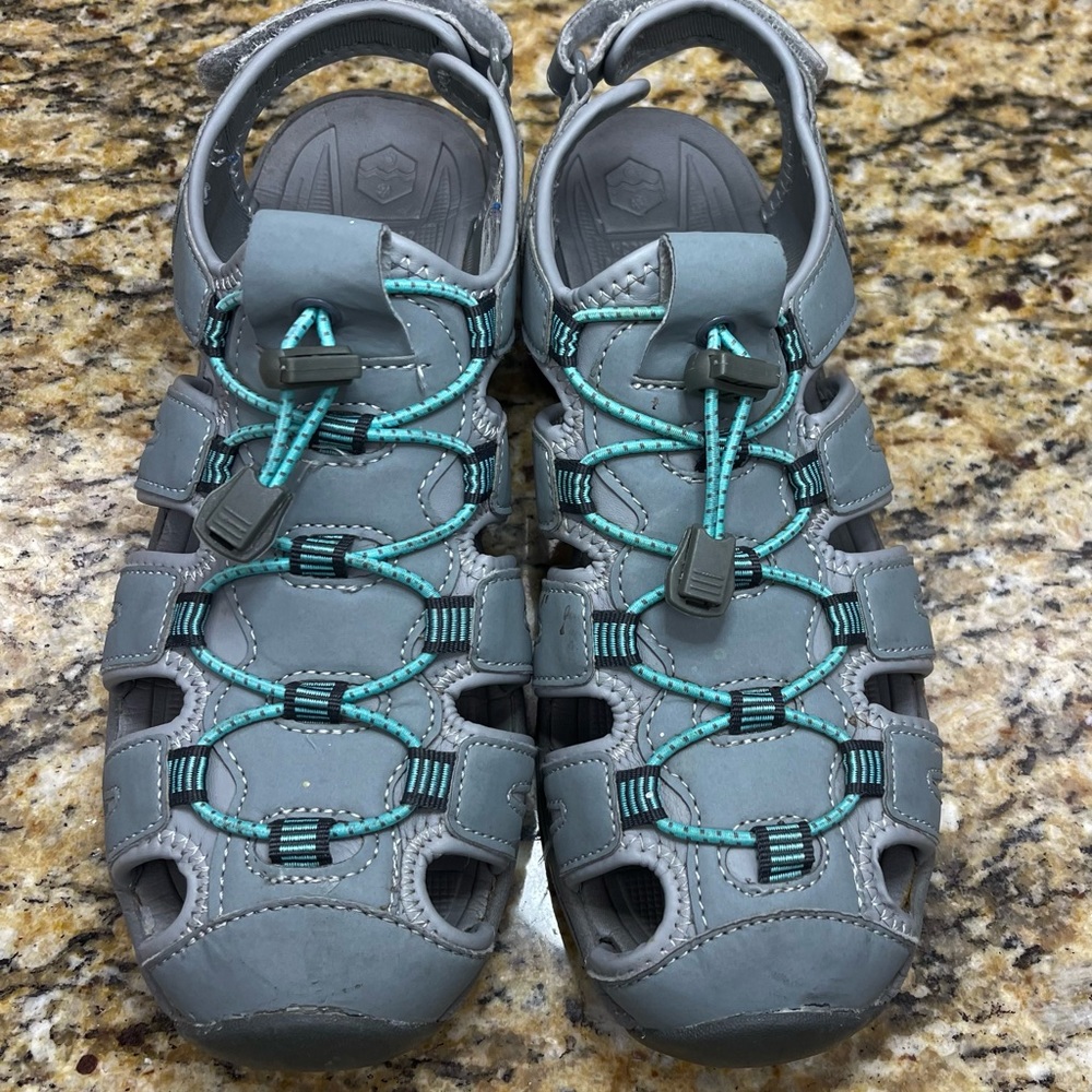 Khombu Sandal Crystal Khombu Active Water Resistant Lightweight Hiking sandals